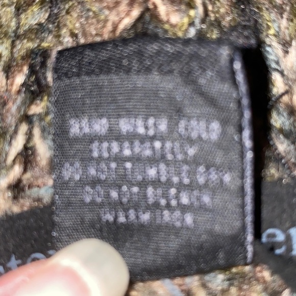 Steve Madden chunky knit pom pom hat beanie dark light browns and tans SZ OSFA - Picture 7 of 10